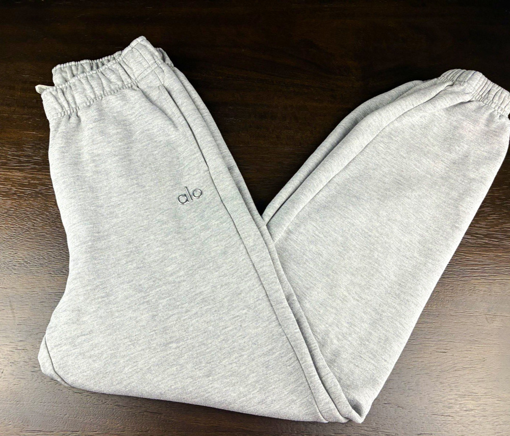 Alo Yoga Accolade Sweatpants XS Athletic Heather Gray Fleece Joggers Athleisure